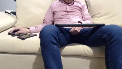 Yzarc online show from March 2025 01:48:02 AM
