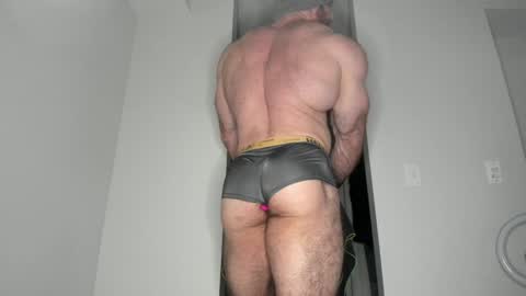 l0v35_2_5p00g3 online show from December 2024 08:02:02 AM