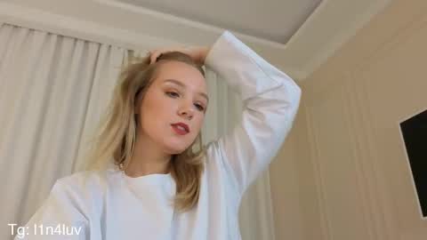 lina online show from November 2025 09:36:02 PM