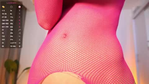 Viktoria White  online show from May 2026 06:25:01 PM