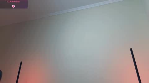 Adonis online show from November 2025 06:12:02 AM