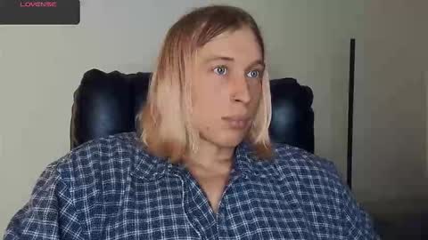 Adonis online show from March 2026 10:04:02 AM