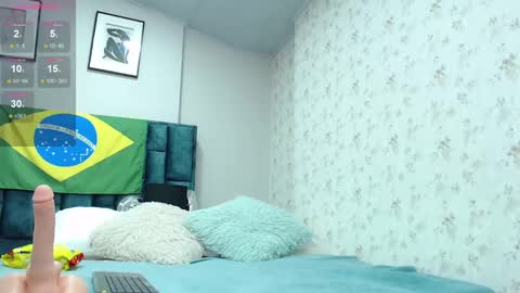 la crespa x online show from February 2025 12:25:02 PM