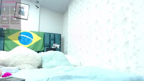 la crespa x online show from February 2025 12:05:02 PM