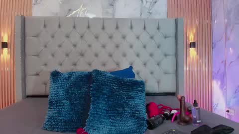 Snapshot of la_indiia chatting on September 2025 10:13:02 PM la_indiia online show from September 2025 10:13:02 PM