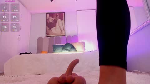 Cris  online show from January 2025 02:08:02 PM