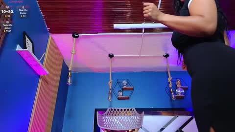 Cris  online show from October 2025 11:53:01 AM