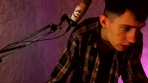 Snapshot of labour_guy chatting on February 2025 11:01:02 AM Marco online show from February 2025 11:01:02 AM