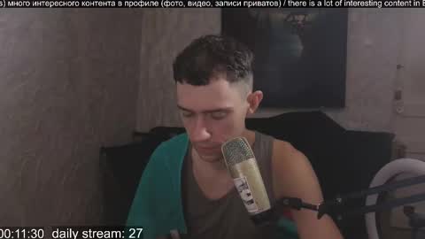 Snapshot of labour_guy chatting on September 2025 01:38:02 AM Marco online show from September 2025 01:38:02 AM