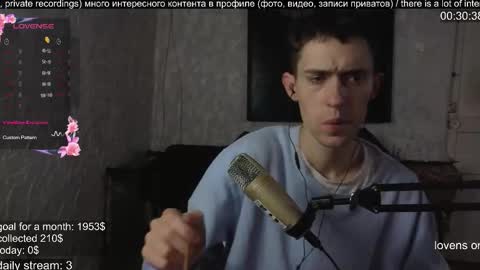 Snapshot of labour_guy chatting on October 2025 12:30:02 AM Marco online show from October 2025 12:30:02 AM