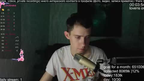 Snapshot of labour_guy chatting on October 2025 08:19:01 PM Marco online show from October 2025 08:19:01 PM