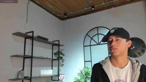 labrinthteasing online show from December 2025 12:11:02 PM