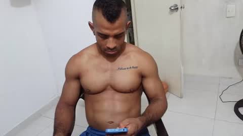 Snapshot of lacasadelosmunecosbq chatting on June 2026 04:15:02 AM Bruno Smith online show from June 2026 04:15:02 AM