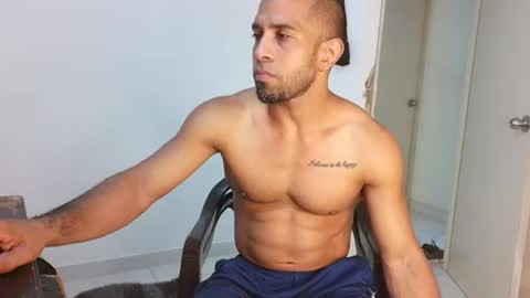 Snapshot of lacasadelosmunecosbq chatting on August 2026 05:07:02 AM Bruno Smith online show from August 2026 05:07:02 AM