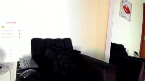 lace_victoria online show from November 2025 03:05:01 AM