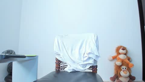 Laden And Juan online show from February 2025 05:22:01 PM