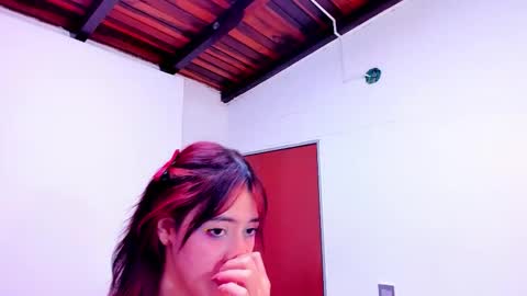 ladies_wallen online show from February 2026 06:19:02 AM