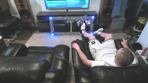 Hectic online show from October 2025 12:17:01 PM