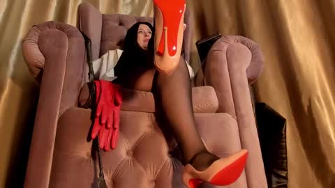 Snapshot of lady__leather chatting on March 2025 04:46:01 PM GoddessLeather online show from March 2025 04:46:01 PM