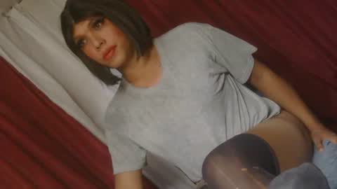 Snapshot of lady_athenax chatting on May 2026 09:48:01 AM Athena online show from May 2026 09:48:01 AM
