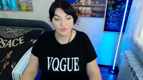 lady_boom_ online show from September 2025 09:56:01 AM