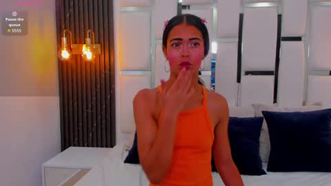 Lady  online show from May 2026 11:45:01 PM