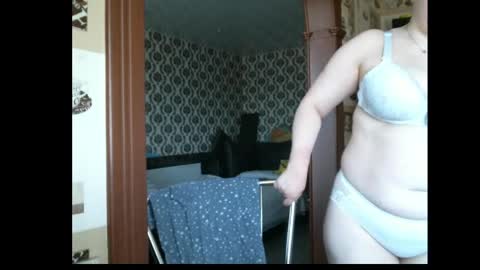 lady cute cat29 online show from April 2026 02:44:02 AM