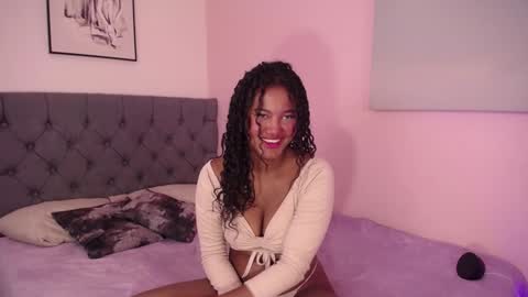 Karla - Instagram   lady karla1 online show from December 2024 01:29:02 PM