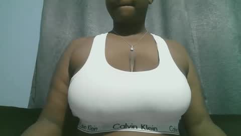 lady_dearra online show from September 2025 02:11:01 AM