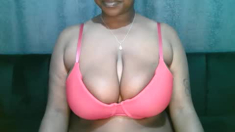 lady_dearra online show from March 2026 03:33:02 AM