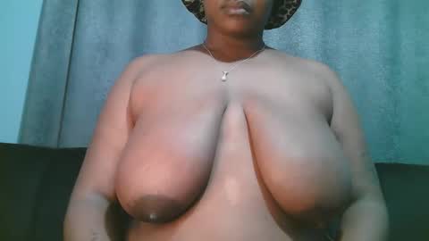 lady_dearra online show from April 2026 01:47:02 AM