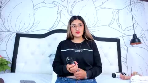 LADY  online show from March 2026 02:24:02 AM