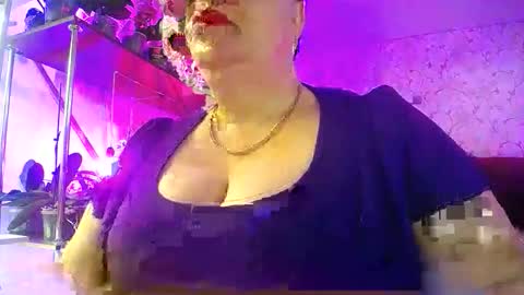 Lady Gloria online show from April 2026 05:49:02 AM