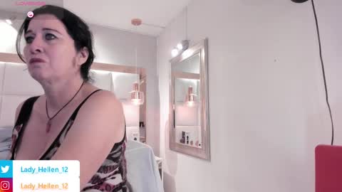    online show from October 2025 06:58:01 PM