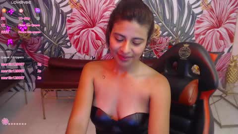 Snapshot of lady_isabella_ chatting on May 2026 01:34:01 AM Lady Isabella online show from May 2026 01:34:01 AM