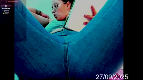 Snapshot of lady_jhana chatting on September 2025 01:38:01 PM Jhana online show from September 2025 01:38:01 PM