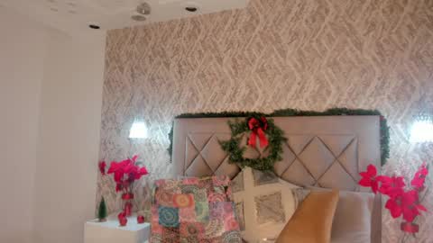 Gaby  online show from December 2024 05:21:01 PM