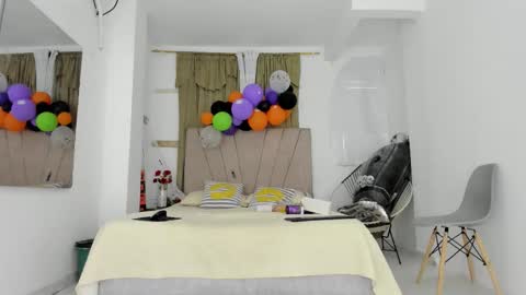 Snapshot of lady_miss___ chatting on October 2025 11:47:02 AM lady_miss___ online show from October 2025 11:47:02 AM