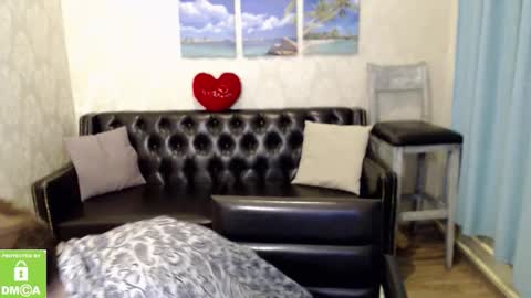 Diana online show from December 2025 03:18:02 PM