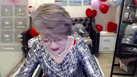 Snapshot of lady_sexy_di chatting on February 2026 01:22:02 PM Diana online show from February 2026 01:22:02 PM