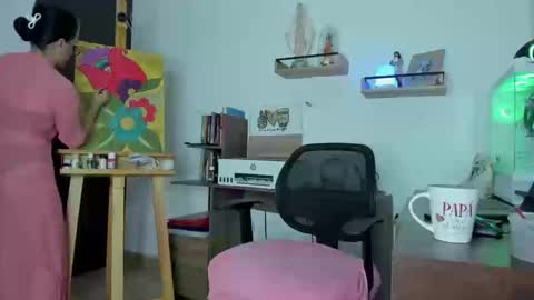 Sophie   online show from September 2025 03:37:01 PM