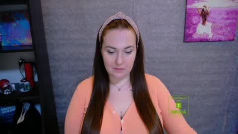 Hello  Im Tiana - topless model. online show from December 2024 09:17:01 PM