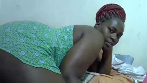 Snapshot of lady_veee chatting on March 2026 09:38:02 AM vivi online show from March 2026 09:38:02 AM