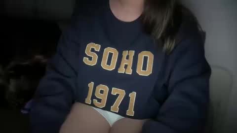 Snapshot of ladybird21 chatting on January 2025 06:53:02 AM Aria online show from January 2025 06:53:02 AM