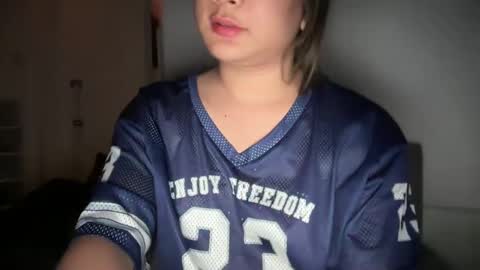 Snapshot of ladybird21 chatting on January 2025 03:32:01 PM Aria online show from January 2025 03:32:01 PM