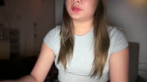 Snapshot of ladybird21 chatting on January 2025 07:04:02 PM Aria online show from January 2025 07:04:02 PM