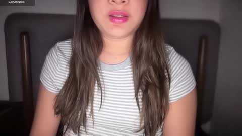 Snapshot of ladybird21 chatting on October 2025 12:55:01 AM Aria online show from October 2025 12:55:01 AM