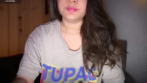 Snapshot of ladybird21 chatting on November 2025 10:26:02 AM Aria online show from November 2025 10:26:02 AM