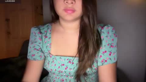 Snapshot of ladybird21 chatting on January 2026 10:07:02 AM Aria online show from January 2026 10:07:02 AM