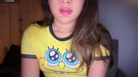 Snapshot of ladybird21 chatting on March 2026 05:48:02 PM Aria online show from March 2026 05:48:02 PM